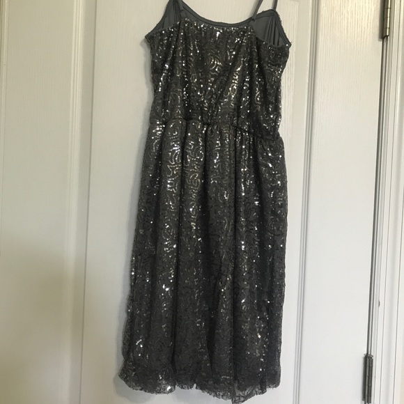 Grey and Silver Sequin Dress - Picture 4 of 11